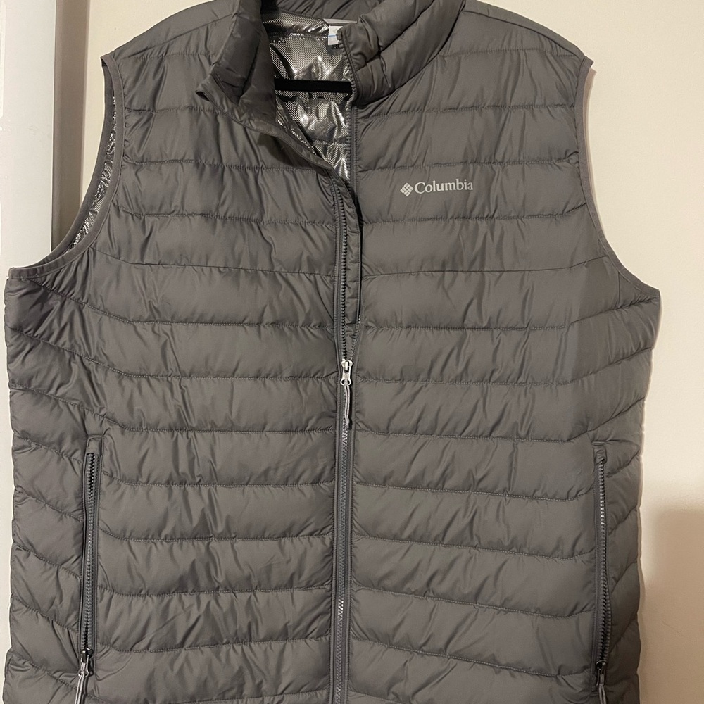 Columbia Gray Insulated Vest